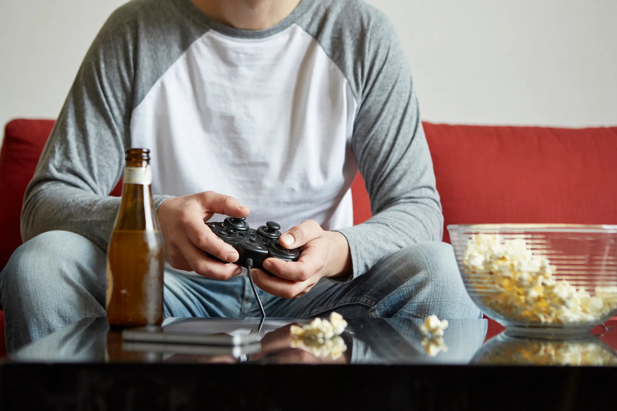 How Prolonged Gaming Affects Posture | Mistakes Gamers Make